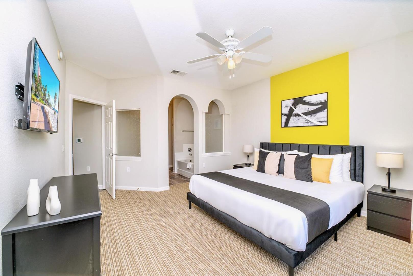 Bright & Modern 2Br Condo With Pool & Hot Tub, Near Disney! オーランド エクステリア 写真