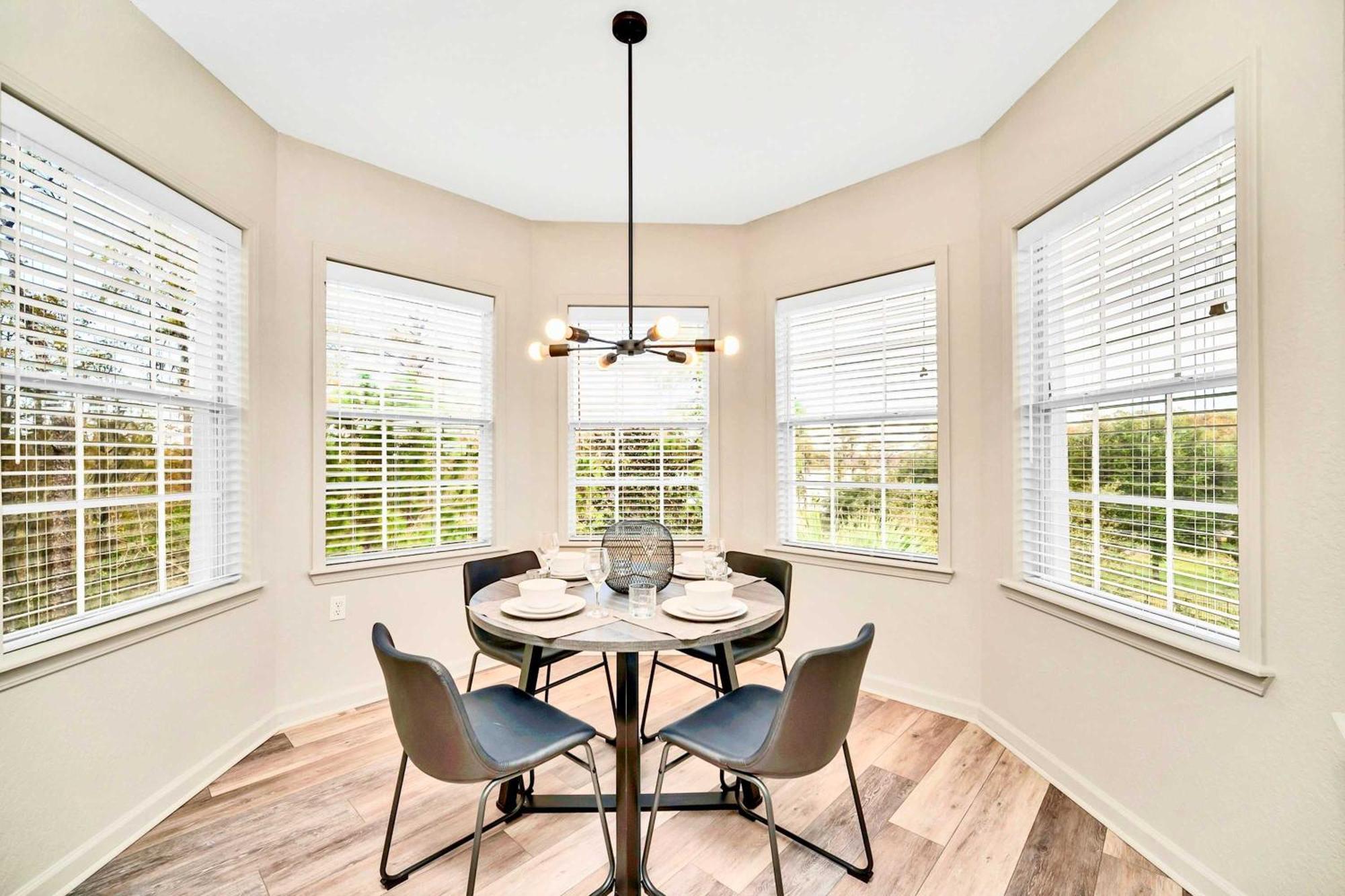Bright & Modern 2Br Condo With Pool & Hot Tub, Near Disney! オーランド エクステリア 写真