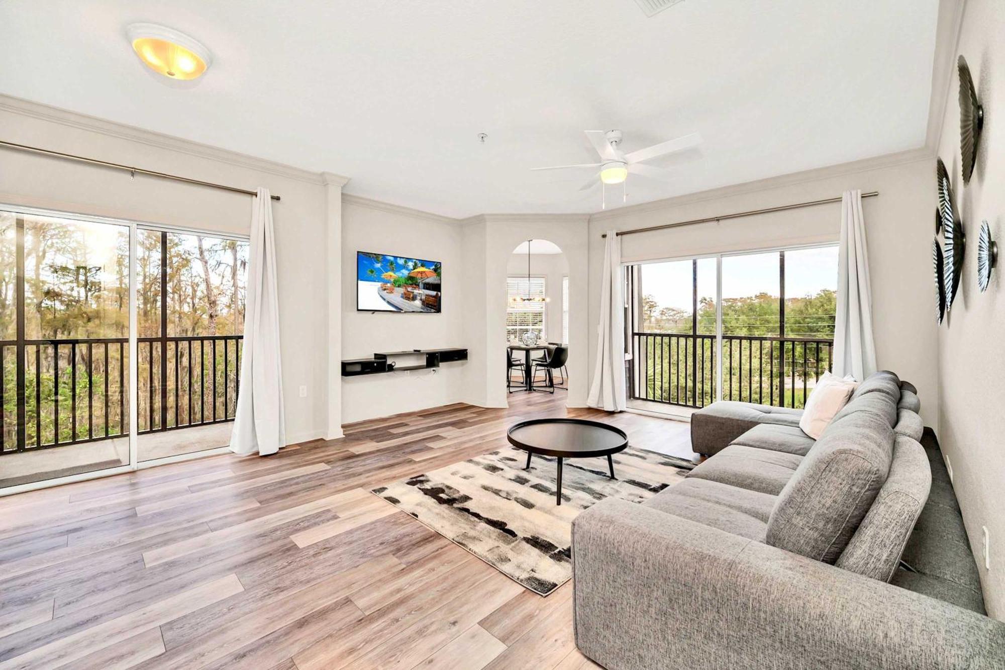 Bright & Modern 2Br Condo With Pool & Hot Tub, Near Disney! オーランド エクステリア 写真